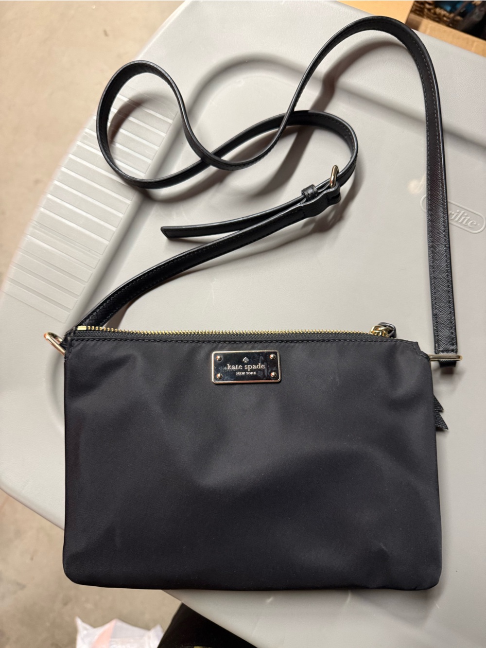 ♠️ kate spade black nylon crossbody with gold-tone plaque ♠️